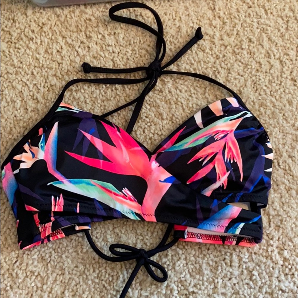 Bikini top